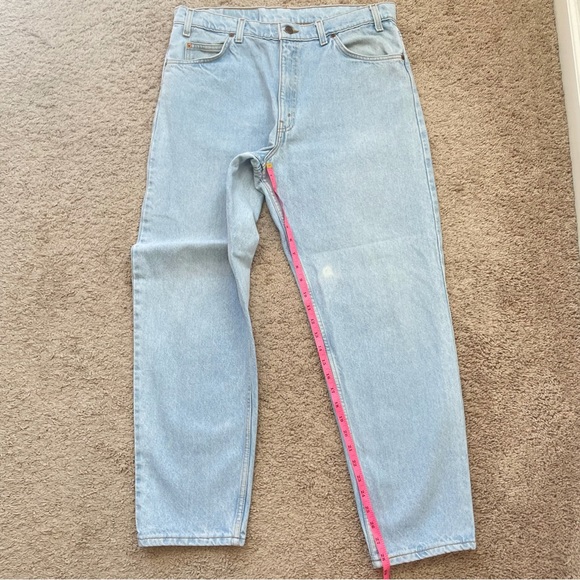 Levi’s VINTAGE 90s 550 ORANGE Tab Relaxed Fit Tapered Leg Light Wash Denim Jeans - Picture 11 of 16